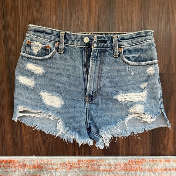 Abercrombie Annie High Rise Denim Short Size 26 - Picture 1 of 2